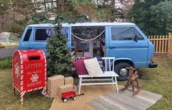 Van-Go Christmas Setup